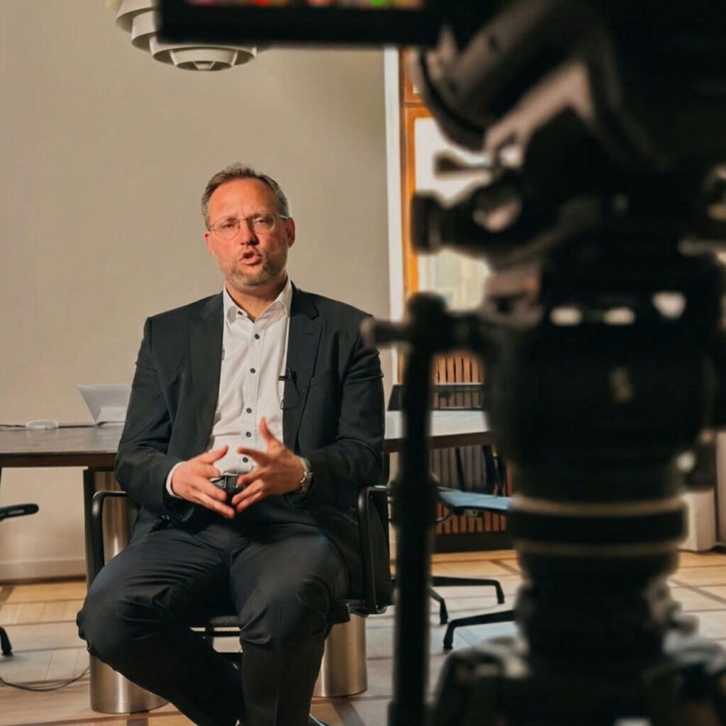 PHOTO-2025-11-26-15-03-31